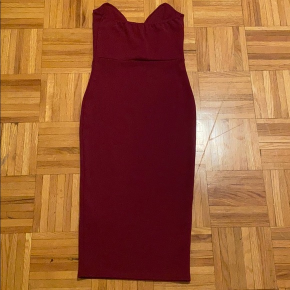 MISSGUIDED Deep V Midi Dress - Picture 5 of 6